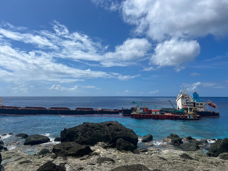 巴貝多籍貨輪擱淺蘭嶼 臺東縣府結合蘭嶼公所等單位 立即啟動預防應變作為護海洋 